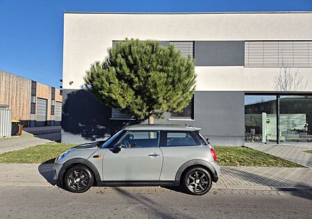 Mini ONE Metropolitan*PDC*Sitzhz.*Scheckheft*