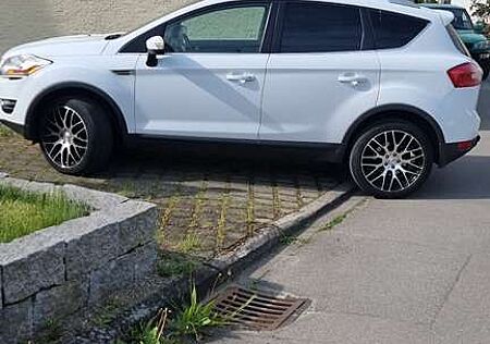 Ford Kuga 2.0 TDCi 2x4 Trend