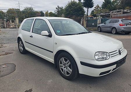 VW Golf Volkswagen IV 1.4 Edition tuv neu