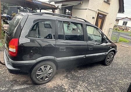 Opel Zafira 1.8 Selection Executive