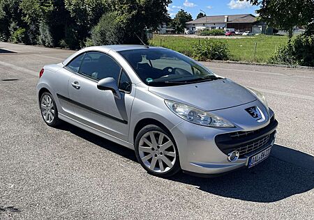 Peugeot 207 CC 120 VTi Automatik Platinum