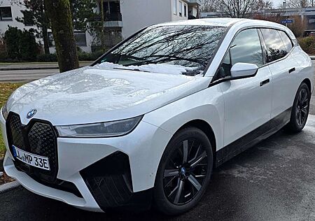 BMW iX xDrive40