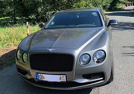 Bentley Flying Spur V8 S