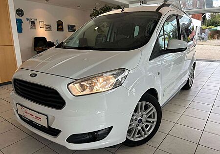 Ford Tourneo Courier Titanium*Kamera*AHK*Navi.*