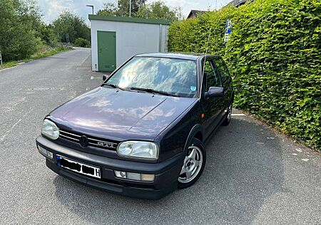 VW Golf GTI Volkswagen 2.0