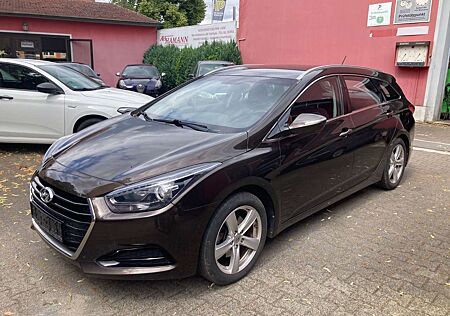 Hyundai i40 cw blue Classic-Kombi-TÜV-NEU-Klima-ALU-