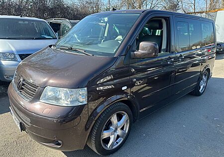 VW T5 Multivan Volkswagen Concert Highline 2,5 TDI 174 PS VOLL AUSSTATUNG