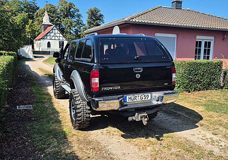 Nissan Navara NP 300