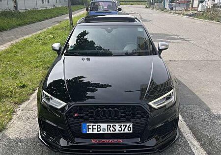 Audi RS3 8V, Sport AGA,Pano, B&O,Scheckheft,NonOPF