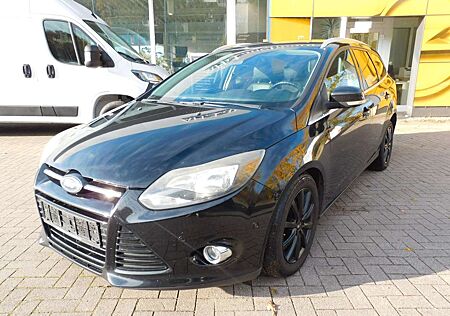 Ford Focus Turnier +SHZ+NAVI+APS+IM KUNDENAUFTRAG