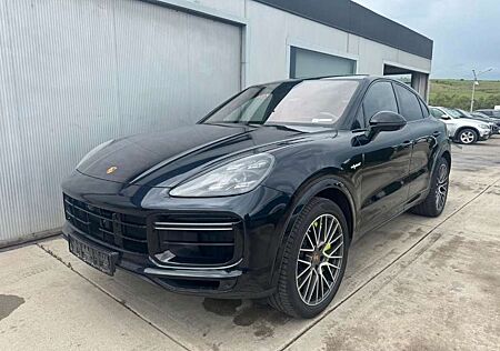 Porsche Cayenne Coupe Turbo S Chrono Burmester PDCC PCCB