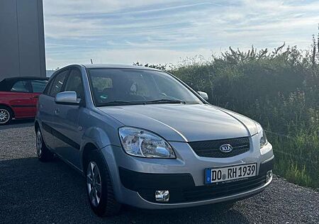 Kia Rio 1.6 EX