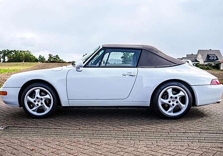 Porsche 911 993 Carrera Cabriolet