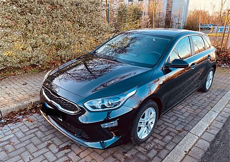 Kia Cee'd Ceed / Ceed Crdi Mild Hybrid 32Mon.Garantie, Ahk, ,Kamera