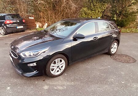 Kia Cee'd Ceed / Ceed Crdi Mild Hybrid 32Mon.Garantie, Ahk, ,Kamera