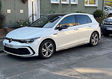 VW Golf Volkswagen VIII 2.0 TSI OPF DSG R-Line