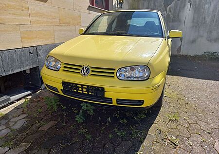 VW Golf Cabriolet Volkswagen Golf Cabrio 1.6 Colour Concept