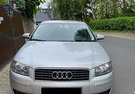 Audi A3 1.6 Attraction