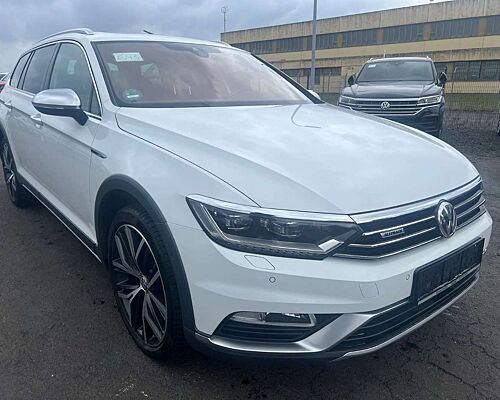 Volkswagen Passat Alltrack 4Motion Pano Standheiz. Digital