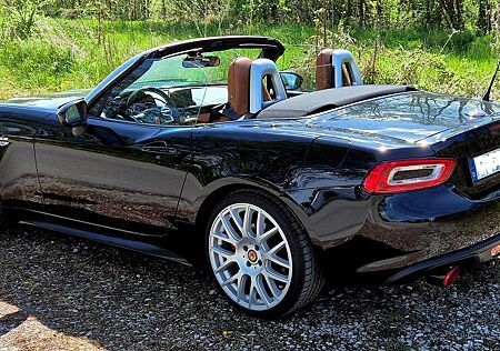 Fiat 124 Spider 1.4 MultiAir Turbo Lusso