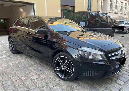 Mercedes-Benz A 180 CDI (BlueEFFICIENCY)