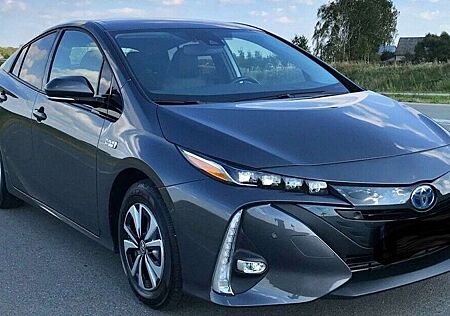Toyota Prius Hybrid Executive EZ-2019