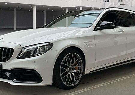 Mercedes-Benz C 63 AMG C 63 S T AMG DRIVERs PACKAGE|DESIGNO|KERAM|PANO
