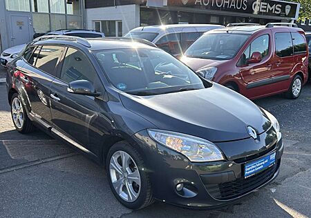 Renault Megane Dynamique AHK Temp Klima PDC 17 Alufelgen
