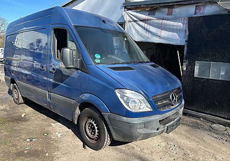 Mercedes-Benz Sprinter 210/211/213/214/216 CDI (906.611/613)