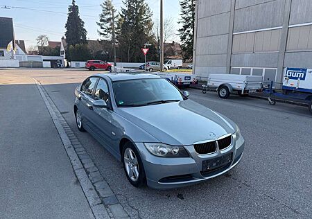 BMW 320i 320