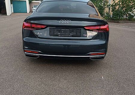 Audi A5 Coupe 35 TFSI S tronic design