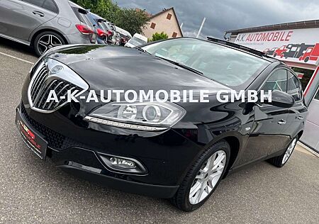 Lancia Delta Platino*PANORAMA*LED*LEDER*PDC*2-HAND*