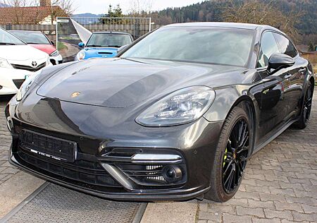 Porsche Panamera Turbo S E-Hybrid Service und Approved neu