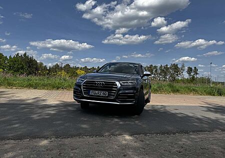Audi SQ5 3.0 TFSI quattro tiptronic,BeO, Matrix, Pano