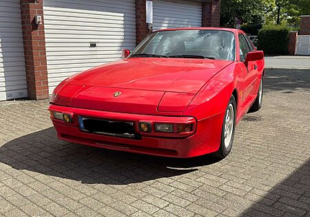 Porsche 944 II