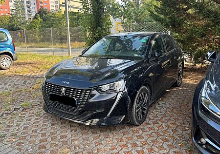 Peugeot 208 1.2 PureTech 100 Allure Navi+LED+R-Kam+DAB+