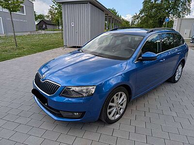 Skoda Octavia Octavia Combi 1.4 TSI (Green tec) DSG Style