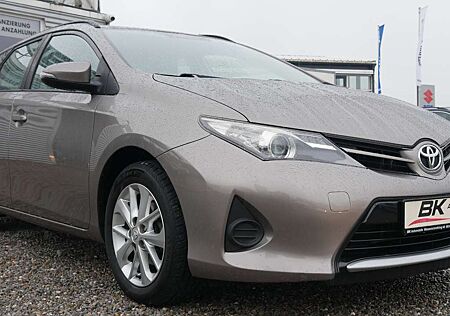 Toyota Auris Comfort 2. Hand TÜV,- Kundendienst Neu Klima CD