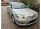 Toyota Avensis 2.0 VVT-i Automatik Executive