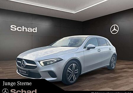 Mercedes-Benz A 180 d +PROGR+MBUX+KAM+LED+AMBI+ASSIST+CARPLAY+