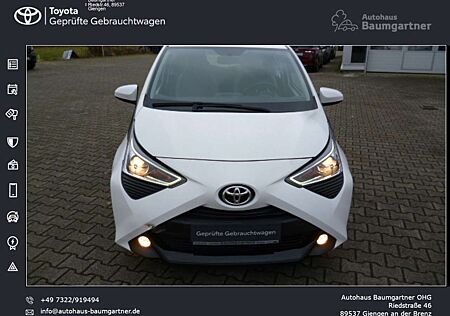 Toyota Aygo (X) x-play Team Deutschland