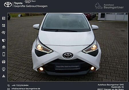 Toyota Aygo (X) x-play Team Deutschland