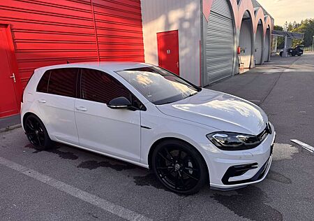 VW Golf R Volkswagen R BMT/Start-Stopp 4Motion