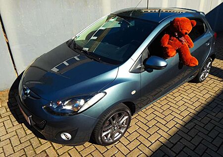 Mazda 2 Lim. 1.3 Edition 40 Jahre 1.Hand TÜV neu!