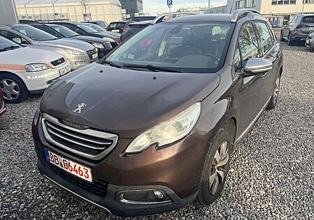 Peugeot 2008 *1,6Benzin*Klima*ALU*MTL*2.Hand*Euro5*Leder*