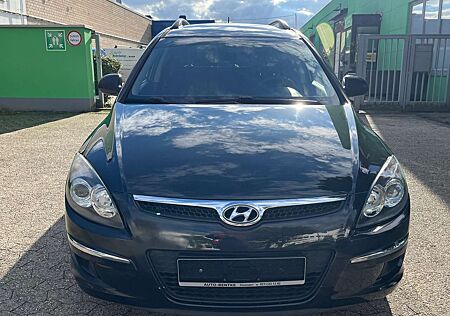 Hyundai i30 i30cw 1.4 Comfort, Klima, TÜV neu...