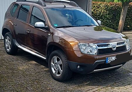 Dacia Duster 1.6 16V 4x2 Laureate