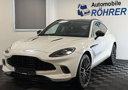 Aston Martin DBX 4.0 V8 Morning Frost White Sport Exhaust