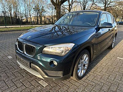 BMW X1 18 i sDrive Automatik . Panoramadach ......