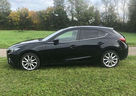 Mazda 3 SKYACTIV-G 120 Sports Line